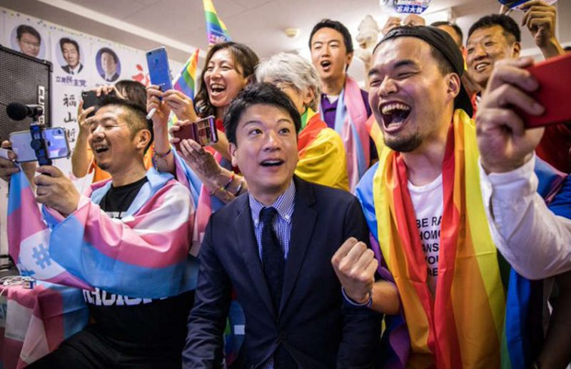 Japão elege primeiro político abertamente gay para o Parlamento nacional