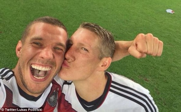 Podolski e Schweinsesteiger, da Seleção Alemã de Futebol